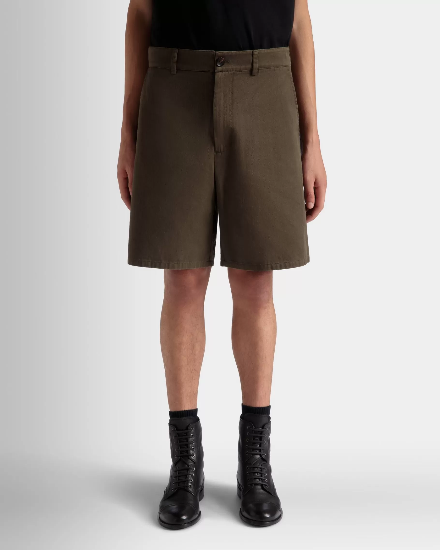 Pants<Bally Adrien Brody Travel Collection Shorts In Military Cotton Green