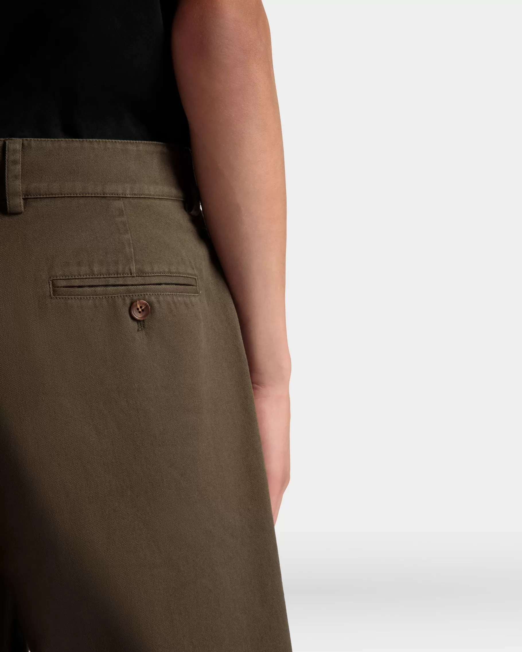 Pants<Bally Adrien Brody Travel Collection Shorts In Military Cotton Green