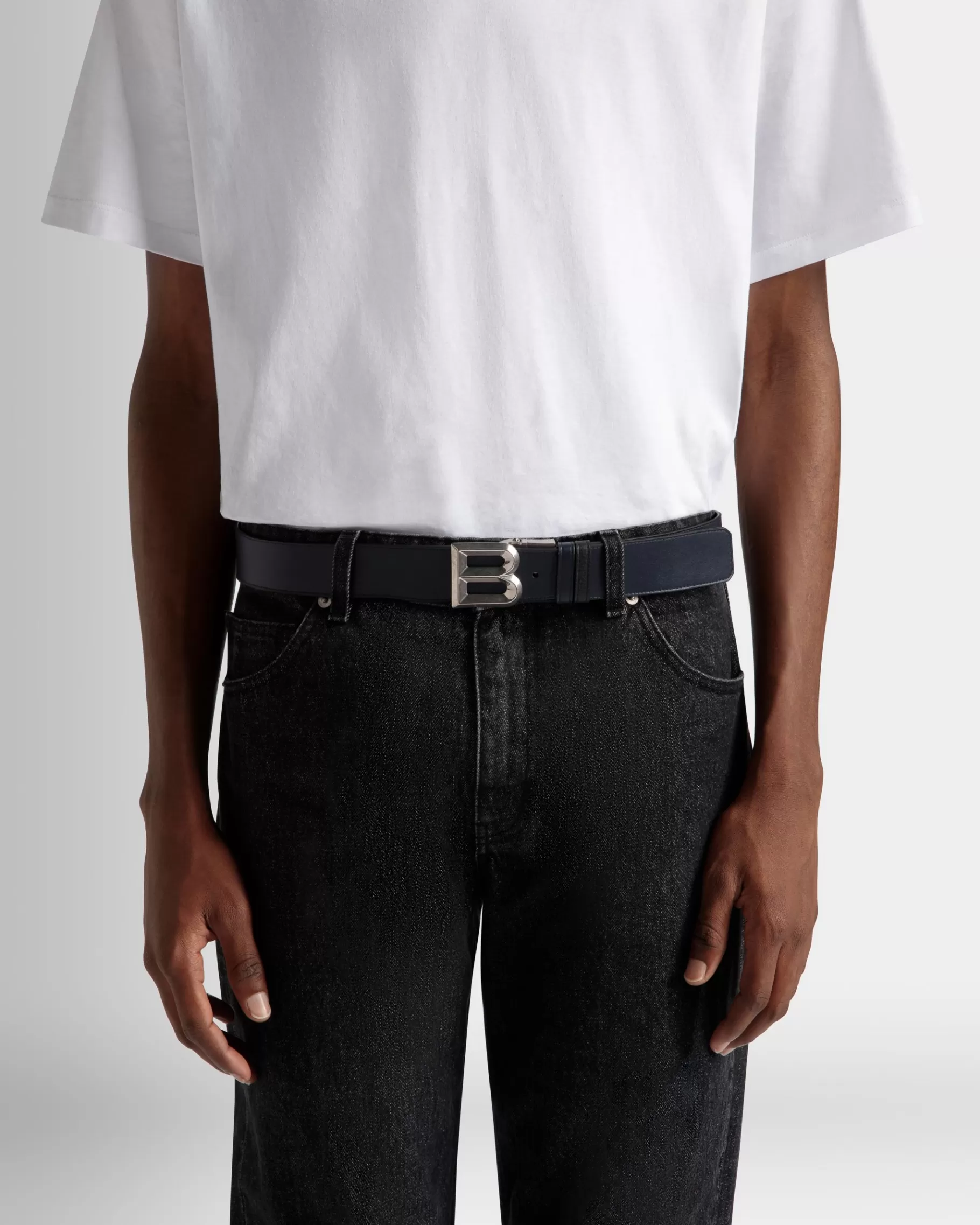 Belts<Bally B Bold 35mm Reversible And Adjustable Belt In Navy Blue And Black Leather Multicolor