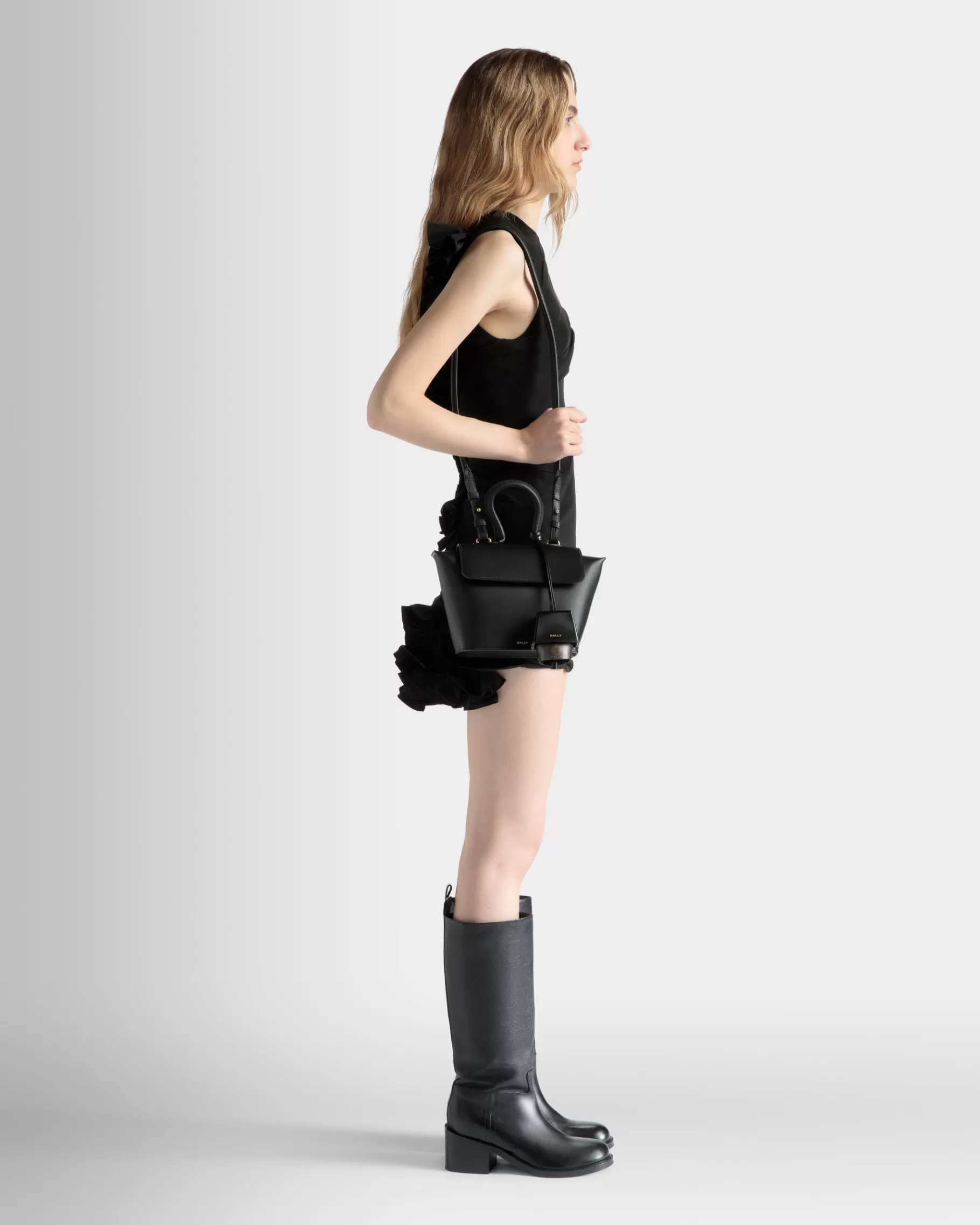 Cross-body Bags<Bally Belle Top Handle Bag in Leather Black