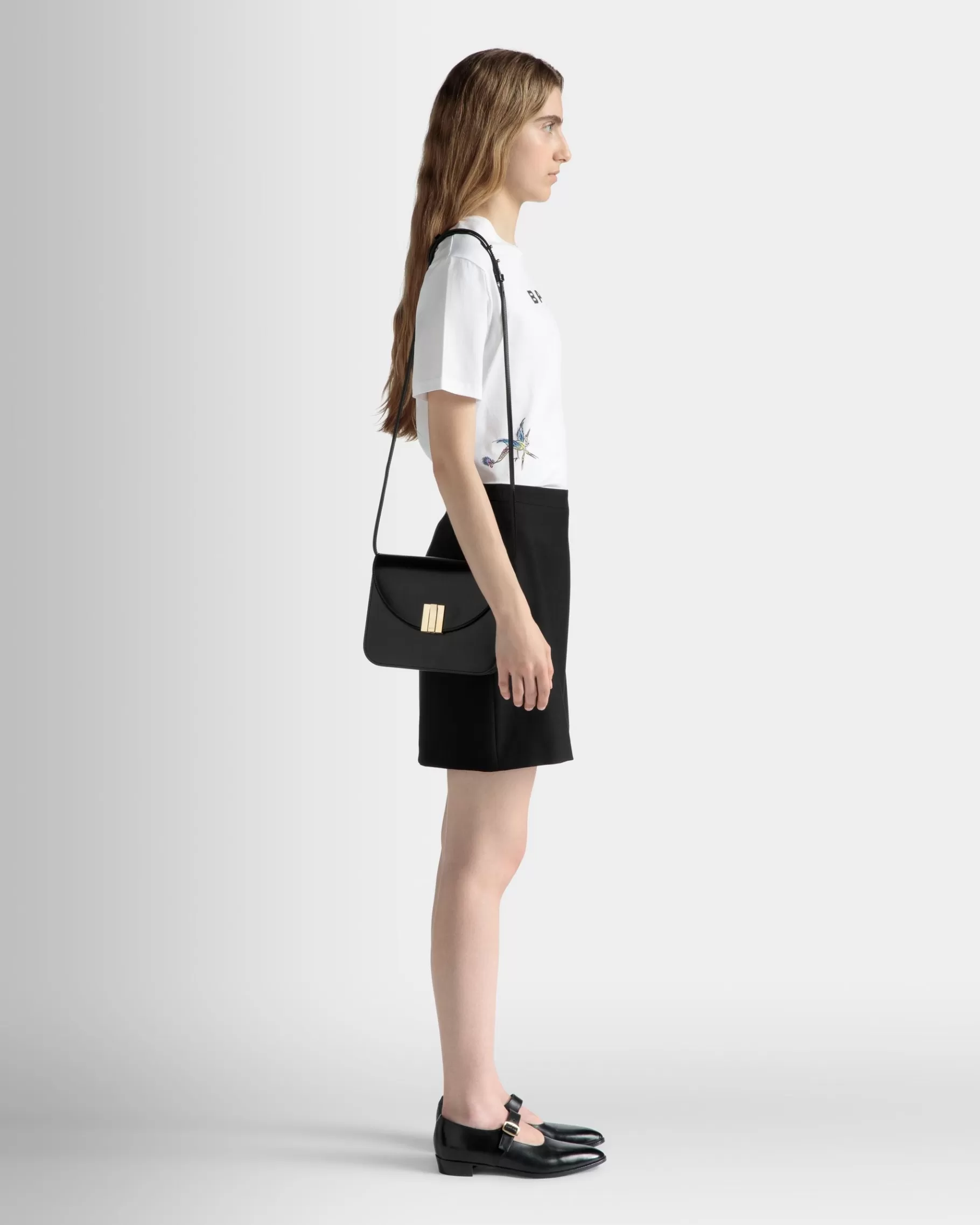 Cross-body Bags<Bally Ollam Crossbody Bag in Brushed Leather Black